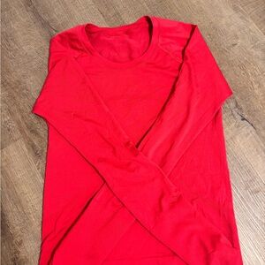 lululemon athletica Women’s Bright Red Long Sleeve Crewneck